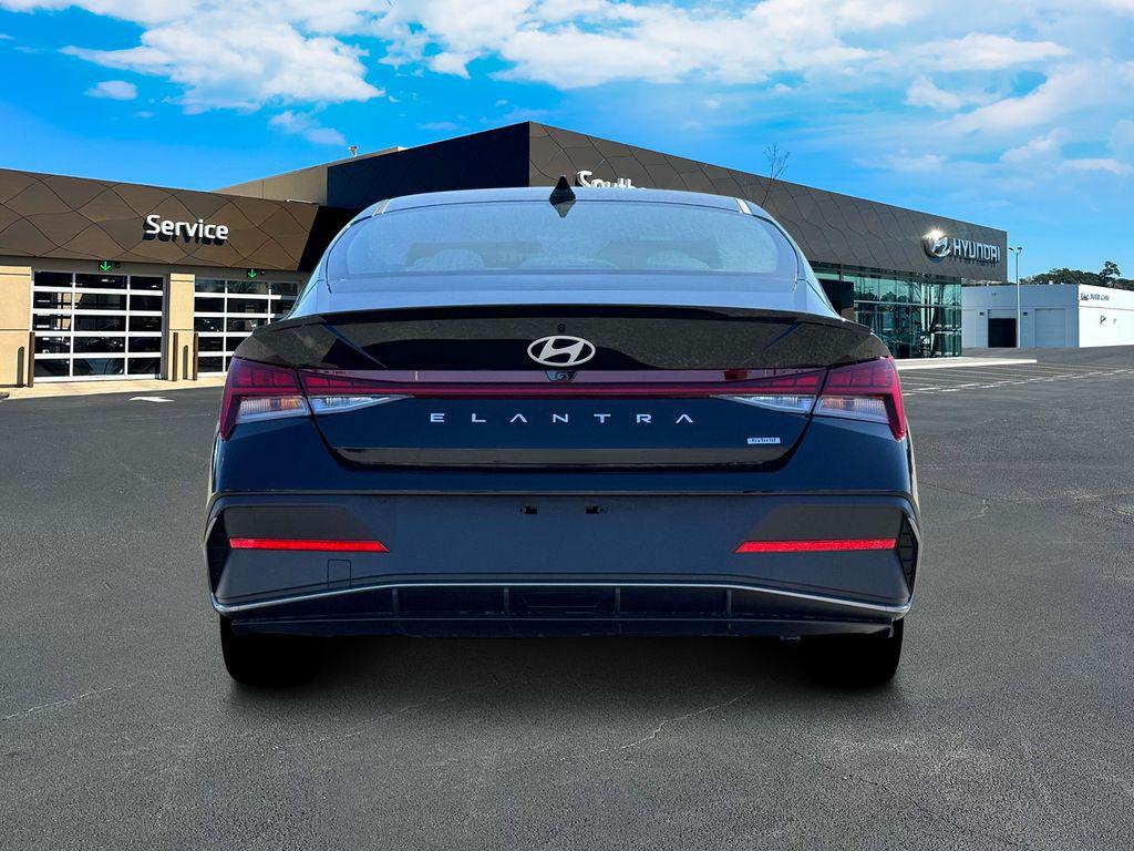 2025 Hyundai Elantra Hybrid SEL Sport photo 6