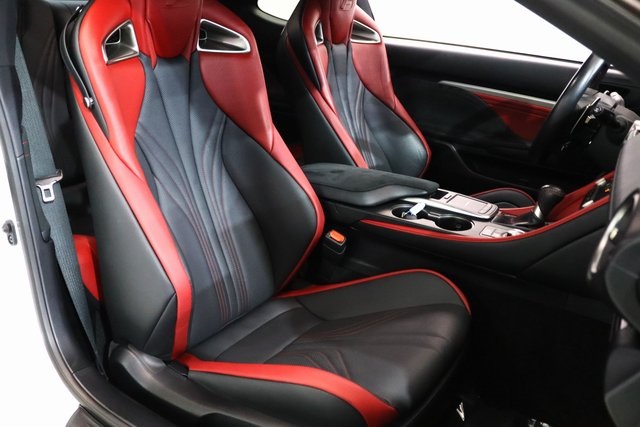 2023 Lexus RC F photo 17