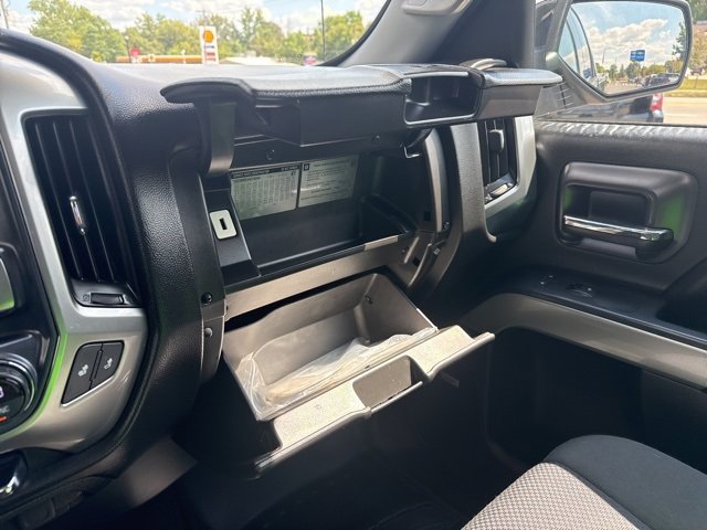 2017 Chevrolet Silverado 1500 LT photo 32