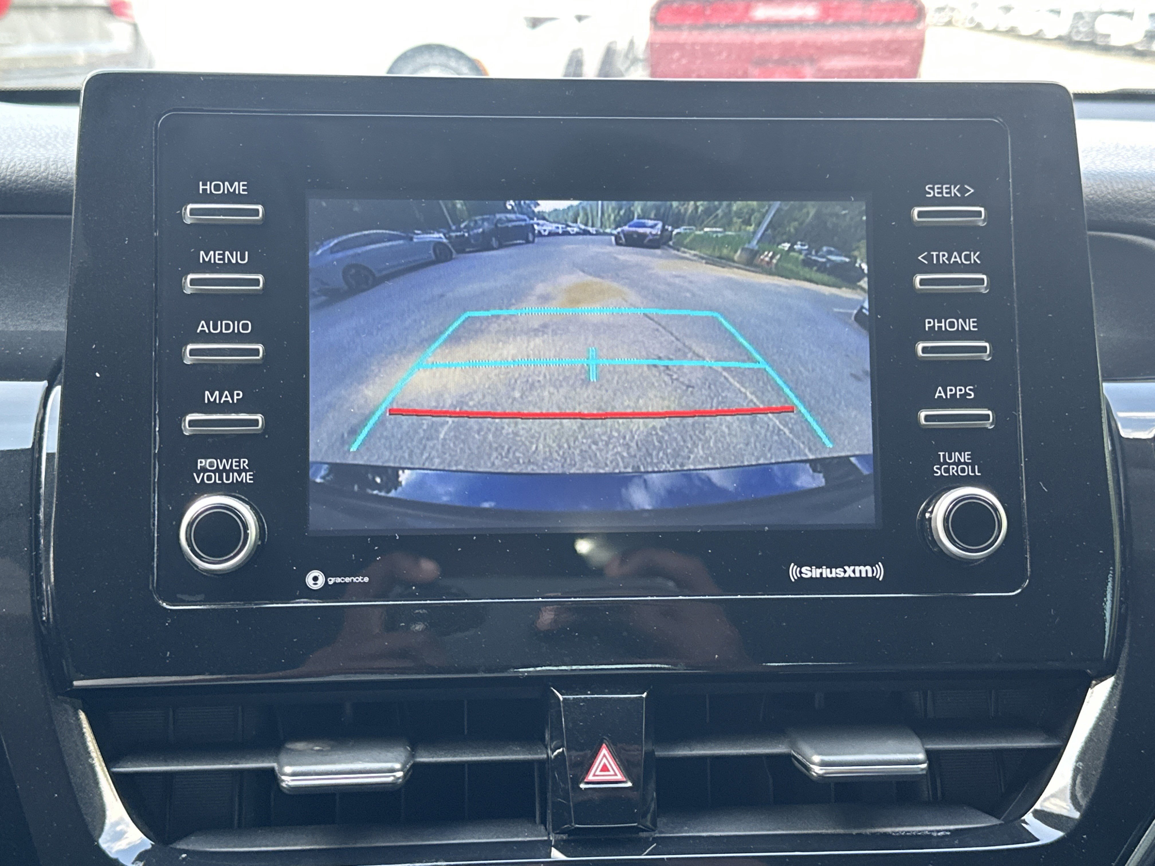 2022 Toyota Camry SE photo 2
