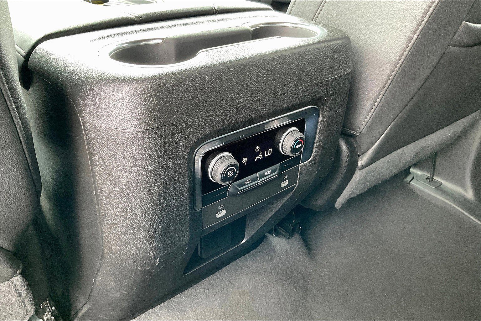 2023 Chevrolet Tahoe LT photo 30