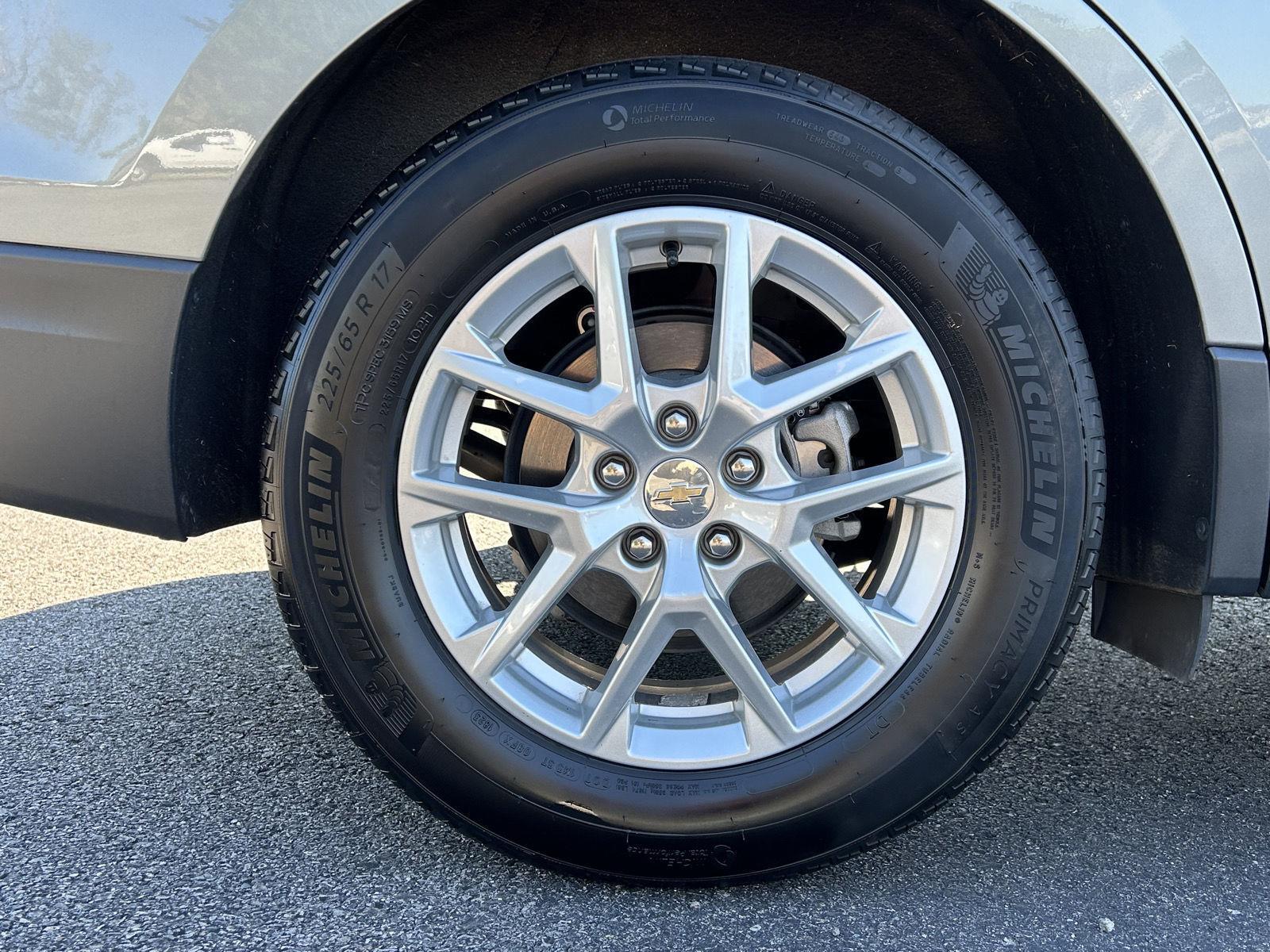 2024 Chevrolet Equinox LT photo 9