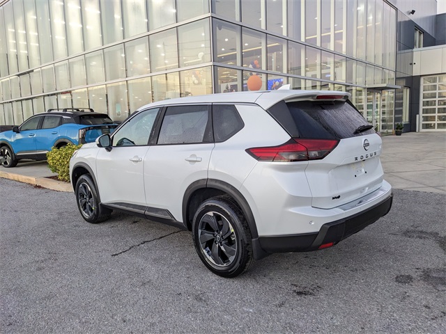 2026 Nissan Rogue SV photo 2