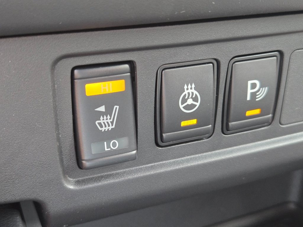 2025 Nissan Frontier PRO-4X photo 23