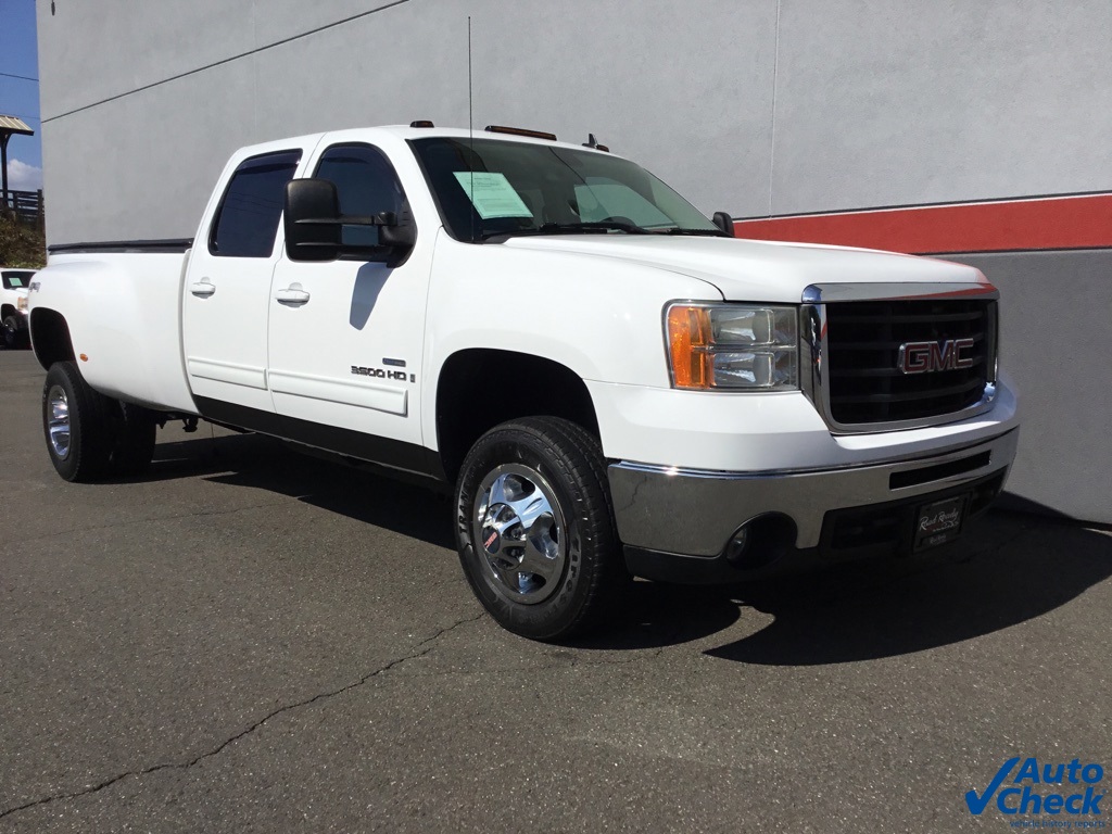 2008 Gmc Sierra SLT photo 3