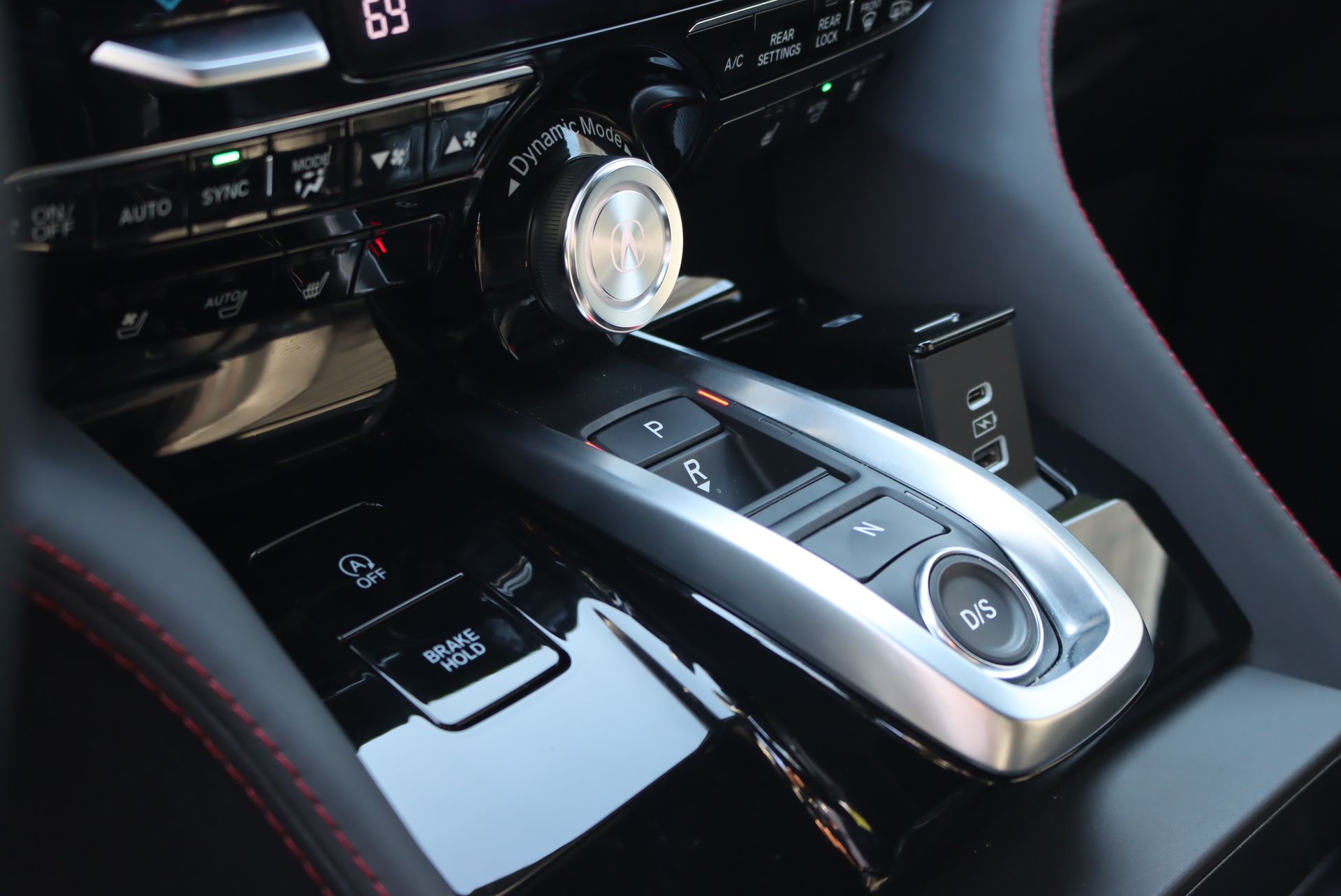 2025 Acura MDX A-Spec SH-AWD photo 11