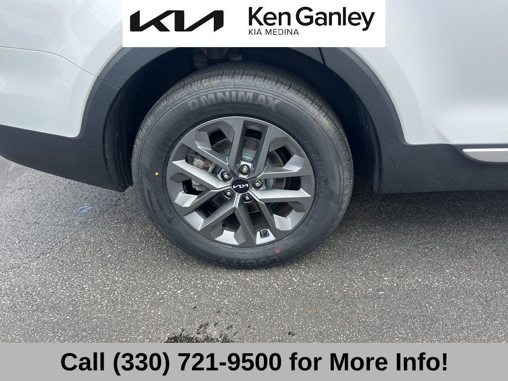 2023 Kia Telluride LX photo 20