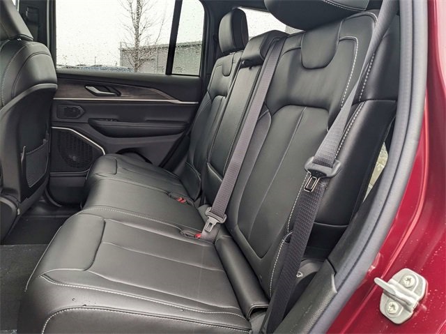 2024 Jeep Cherokee Limited 4xe photo 16