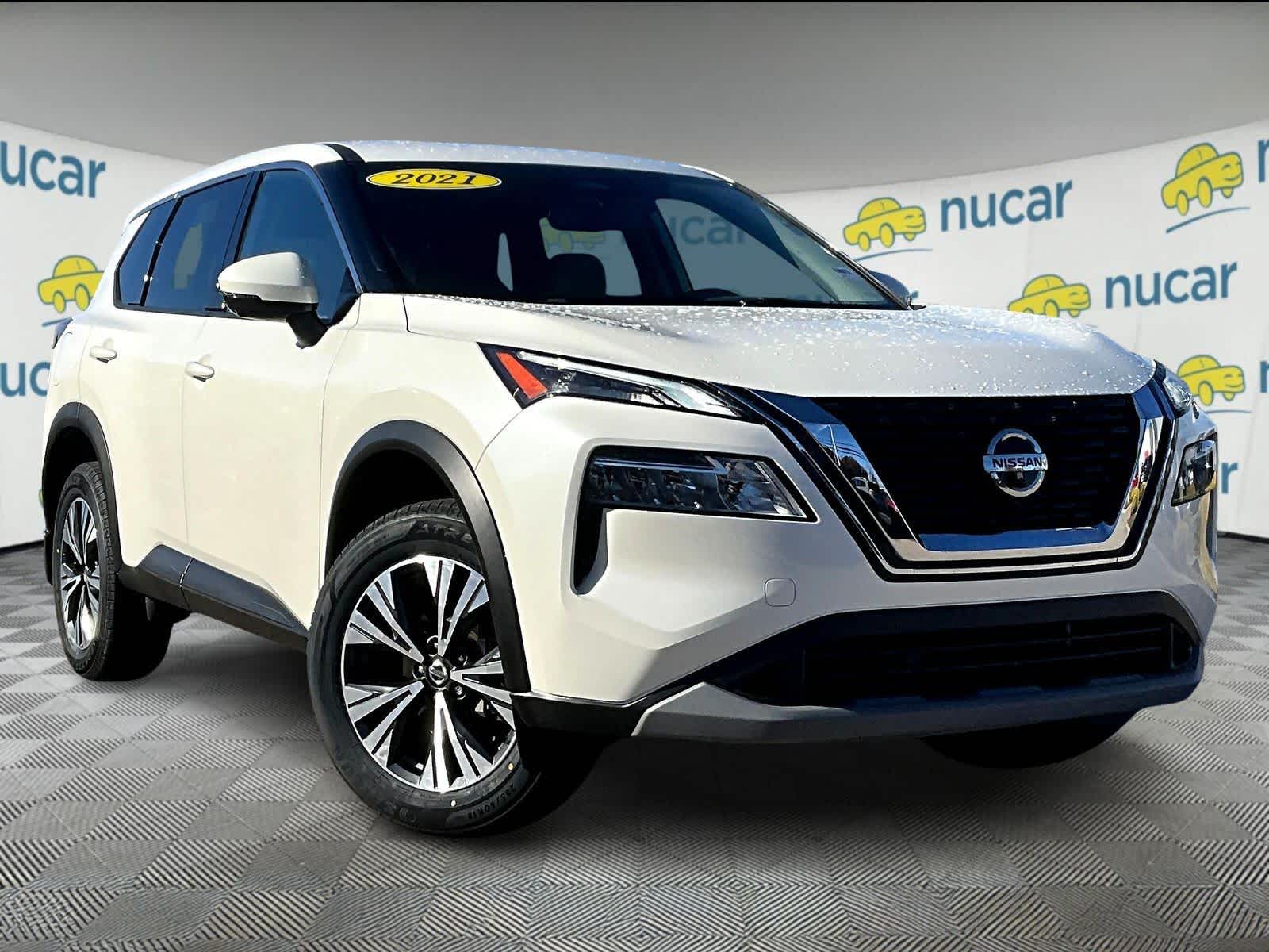 2021 Nissan Rogue SV's photo