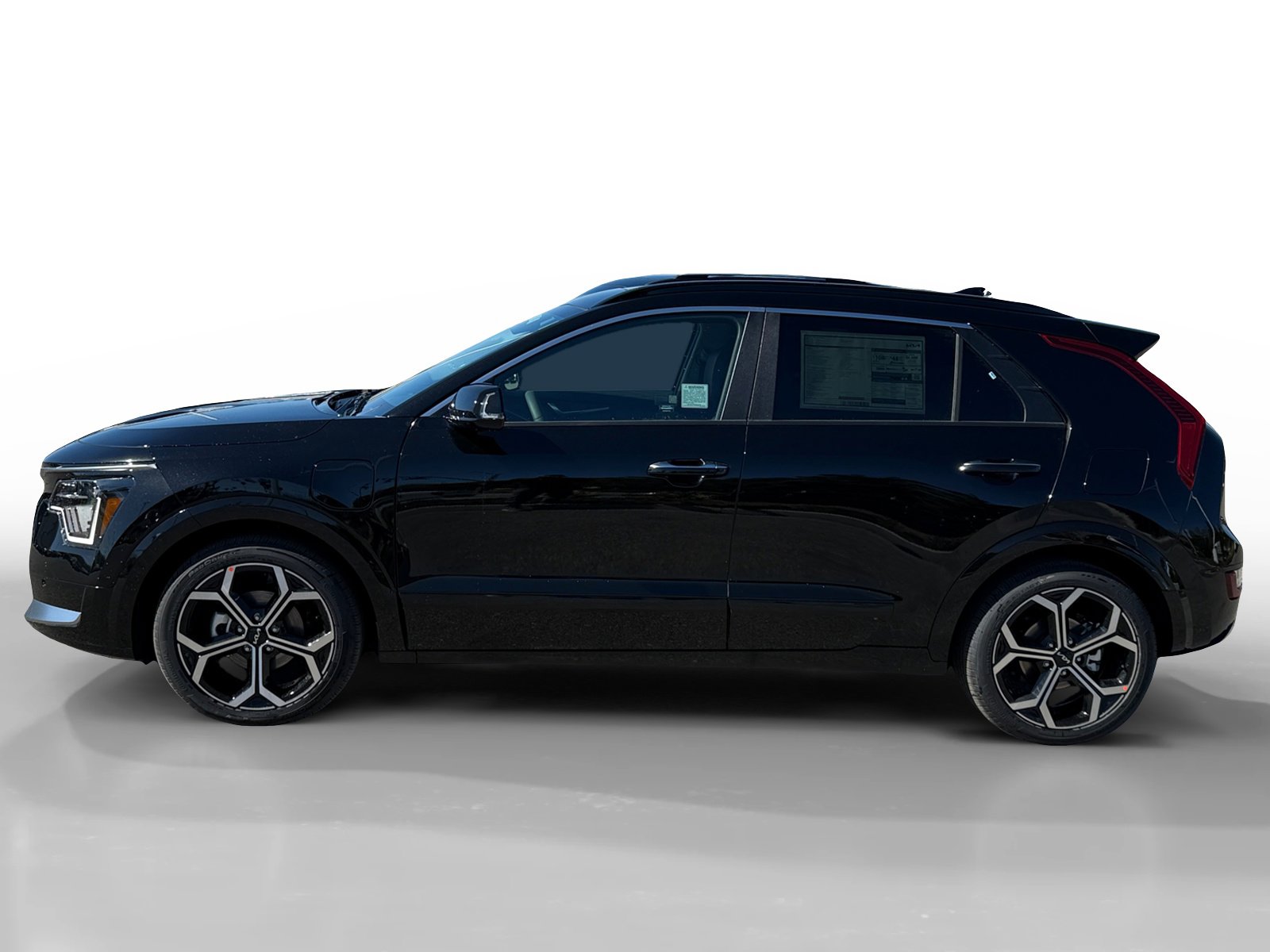 2025 Kia Niro Plug-In Hybrid SX Touring photo 2