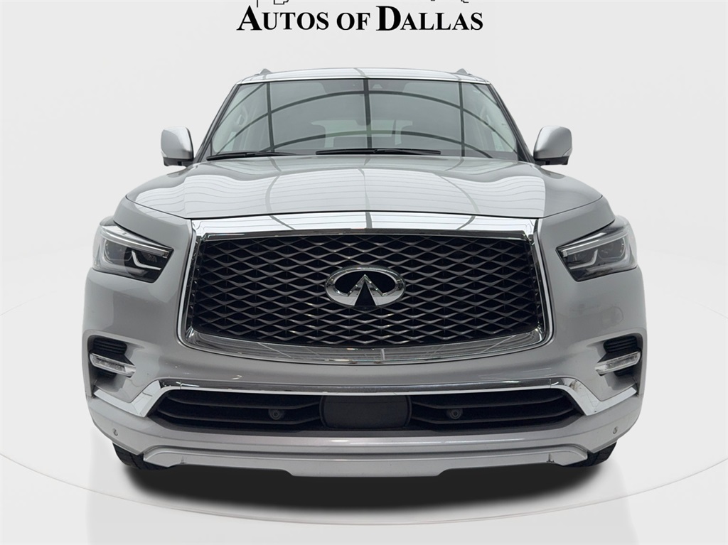 2022 Infiniti QX80 Luxe photo 4