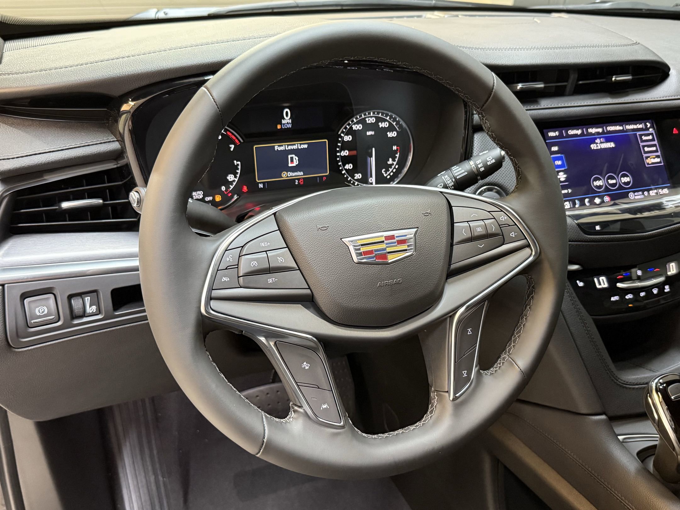 2025 Cadillac XT5 Luxury photo 14
