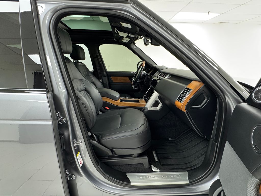 2022 Land Rover Range Rover HSE Westminster Edition photo 9