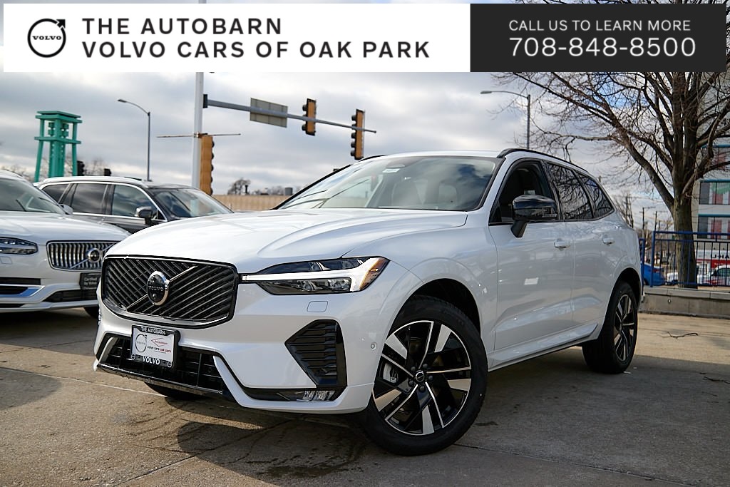 2026 Volvo XC60 Plus's photo