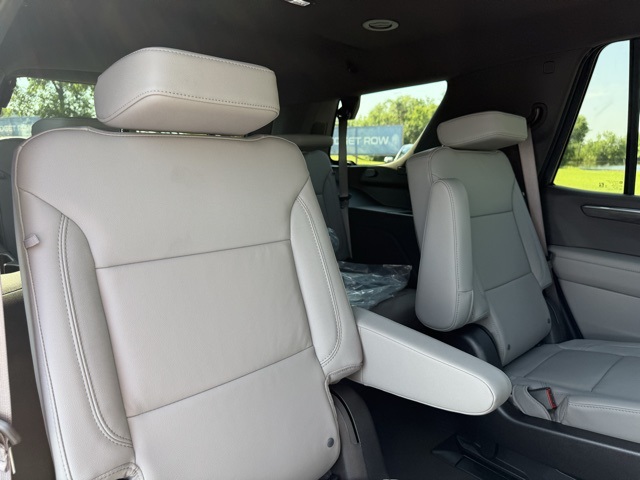 2025 Chevrolet Tahoe Z71 photo 14