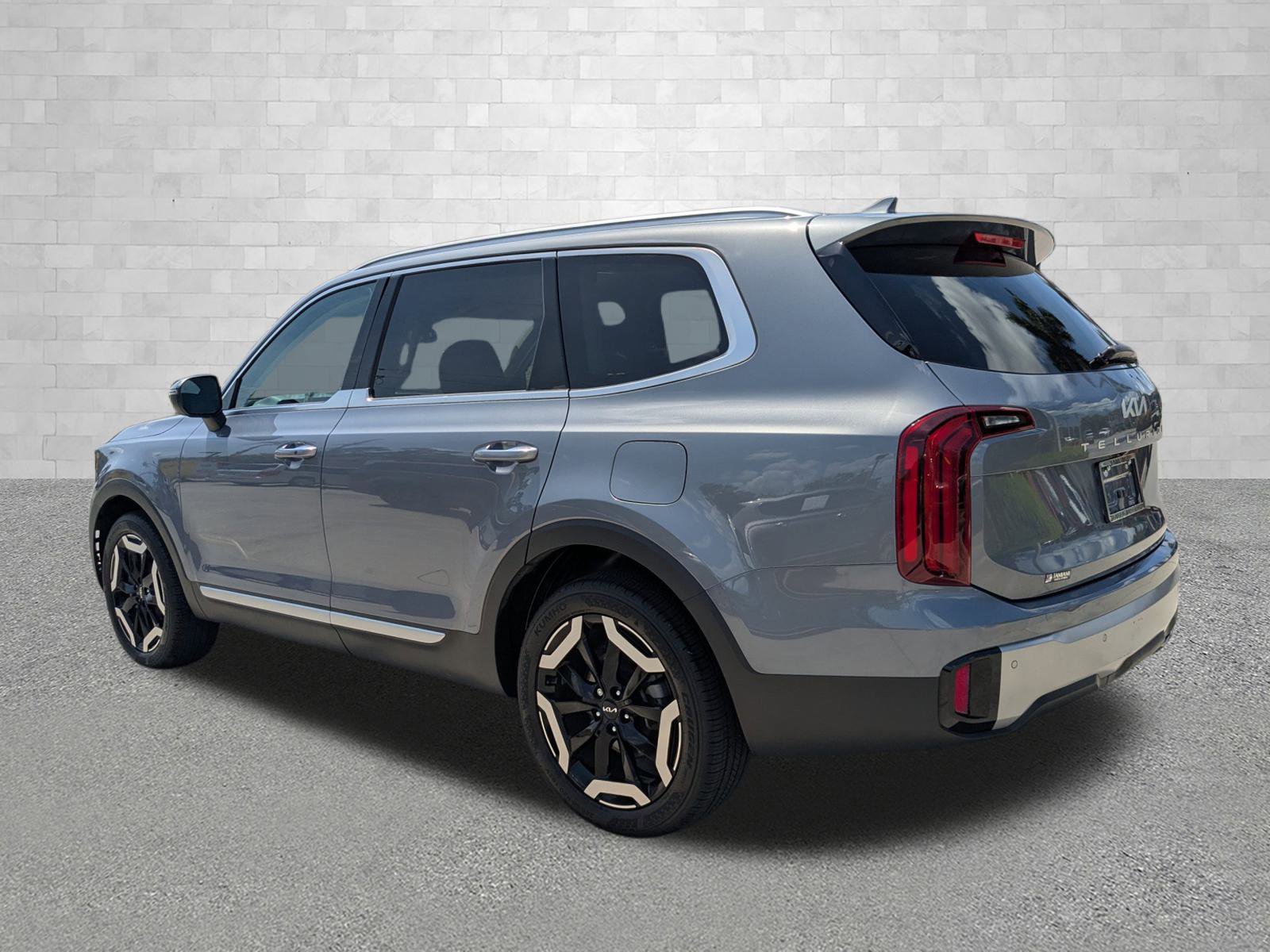 2023 Kia Telluride S photo 4