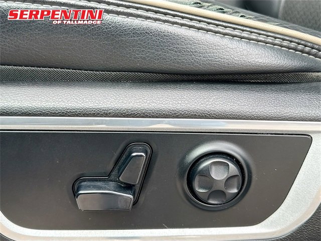 2020 Ram 1500 Laramie photo 17