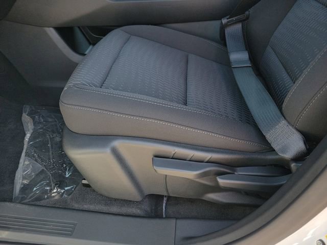 2026 Chevrolet Equinox LT photo 4