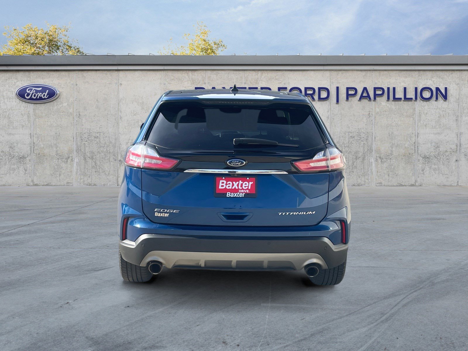 2020 Ford Edge Titanium photo 4