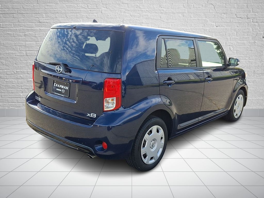 2013 Scion xB photo 4