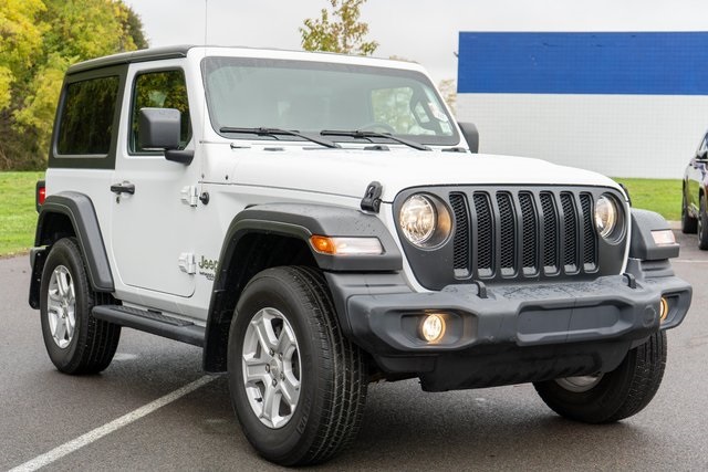 2021 Jeep Wrangler Sport S photo 4