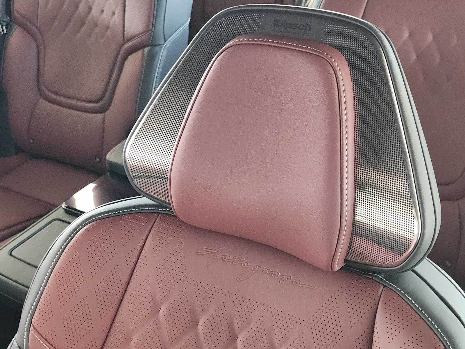 2025 Infiniti QX80 photo 10