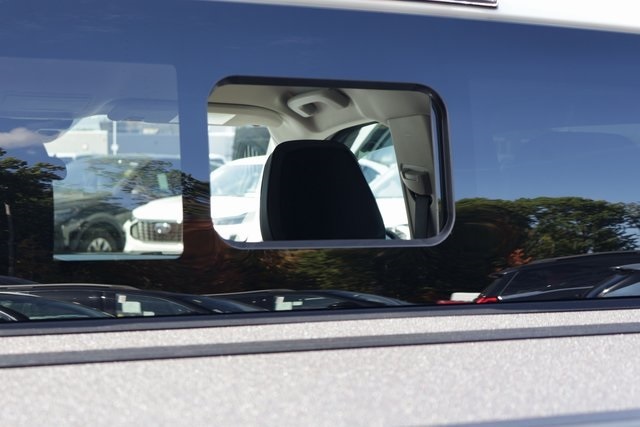 2024 Ford Maverick Lariat photo 2