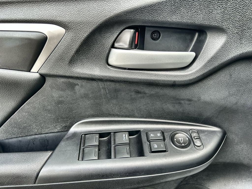 2020 Honda Fit EX-L photo 16