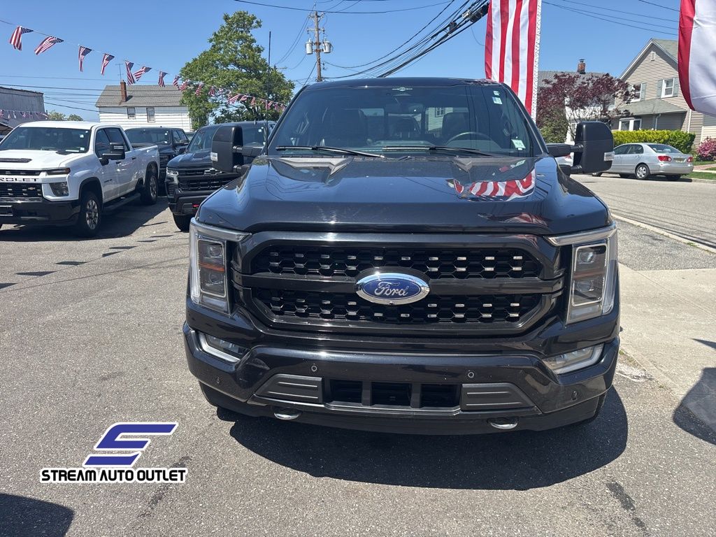 2023 Ford F-150 Platinum photo 2