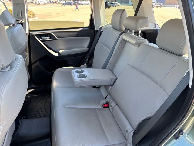 2017 Subaru Forester 2.5i Limited photo 14