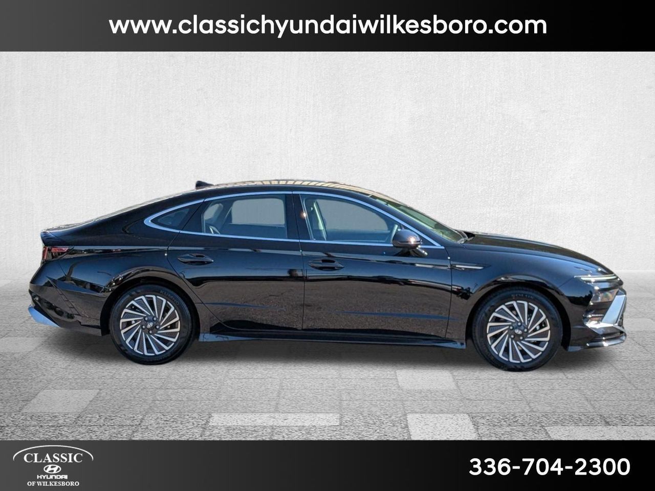 2025 Hyundai Sonata Hybrid SEL photo 4