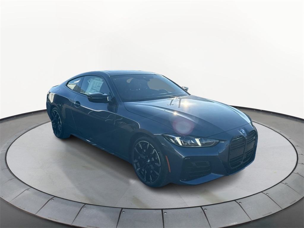 2026 BMW 4 Series M440i's photo