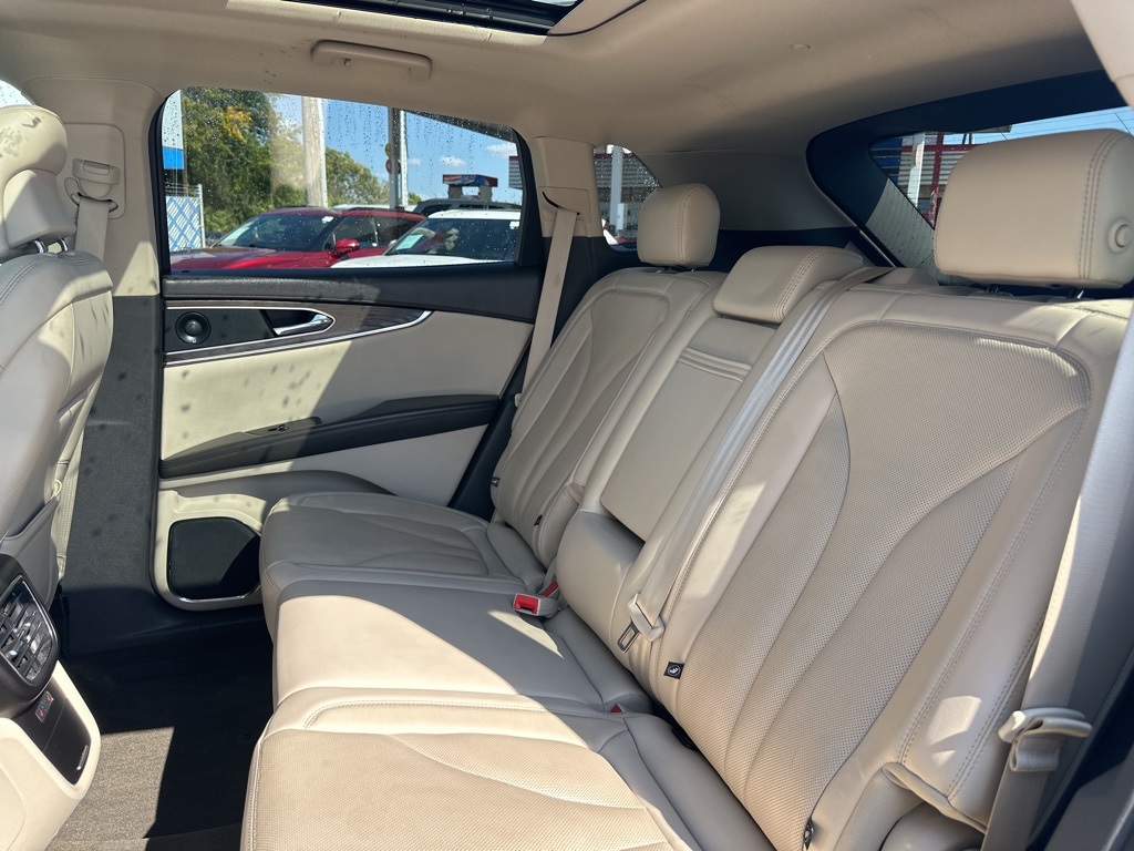 2019 Lincoln Nautilus Reserve photo 29
