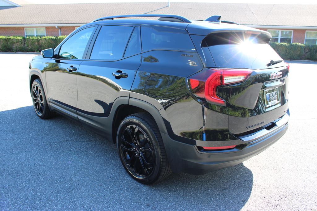 2022 Gmc Terrain SLE photo 4