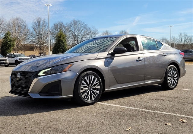 2024 Nissan Altima SV