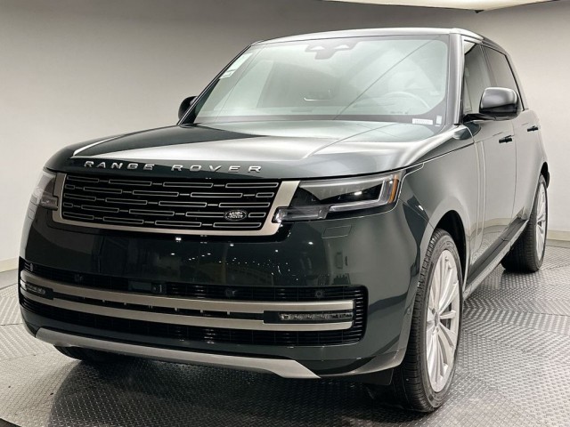 2026 Land Rover Range Rover SE's photo