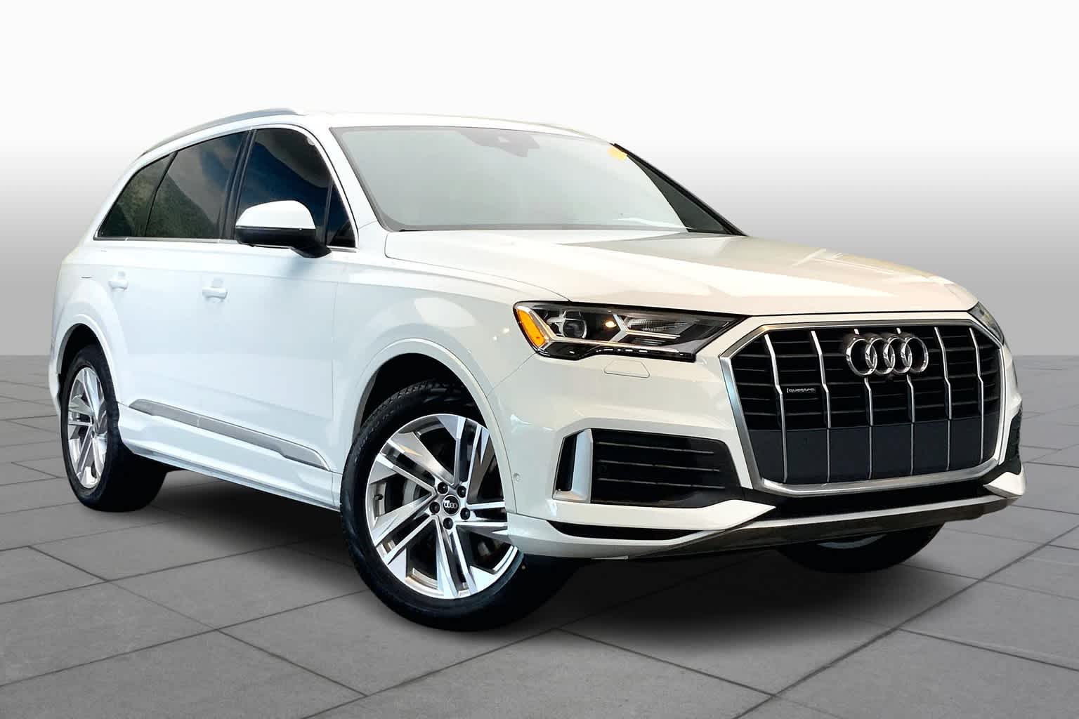 2021 Audi Q7 Premium Plus photo 2