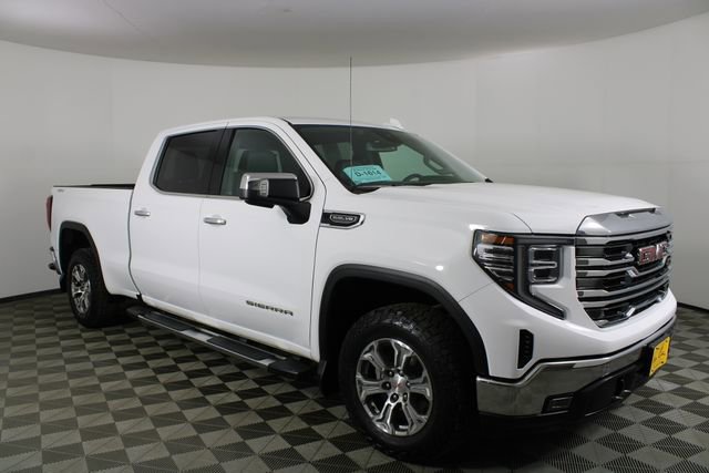 2022 GMC Sierra 1500 SLT's photo