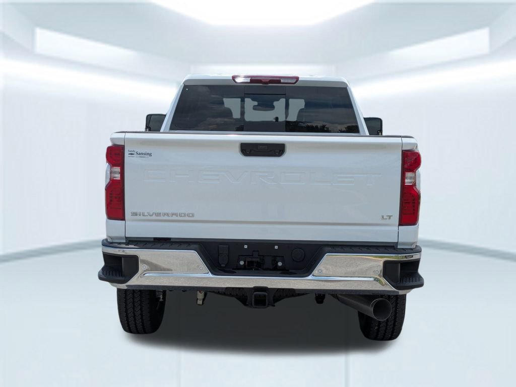 2025 Chevrolet Silverado 2500HD LT photo 4