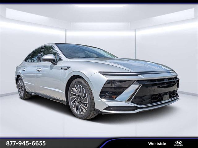 2025 Hyundai Sonata Hybrid