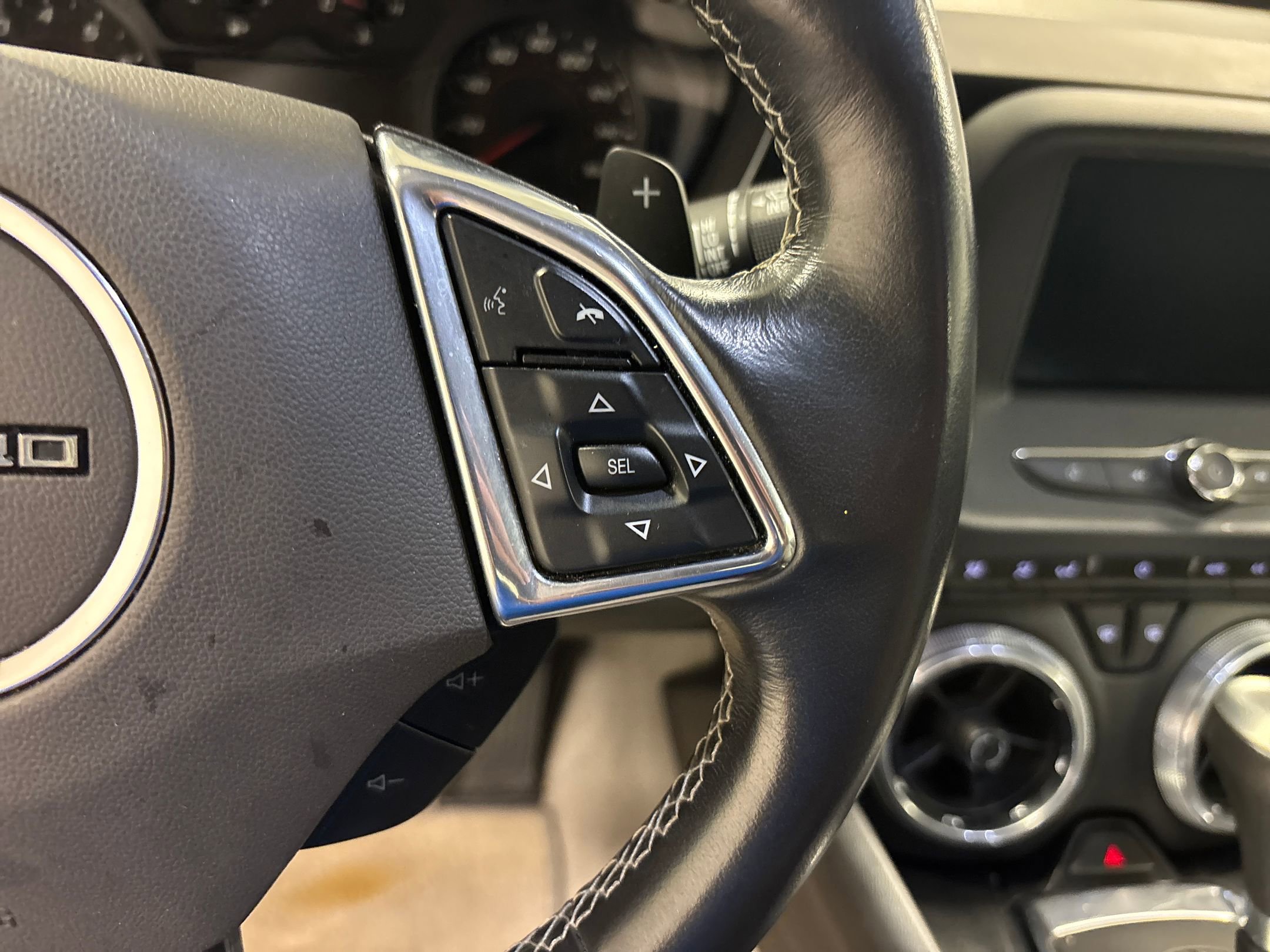 2023 Chevrolet Camaro 1LT photo 26