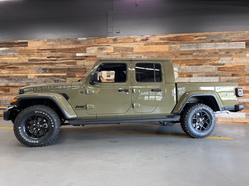 2025 Jeep Gladiator Sport photo 17