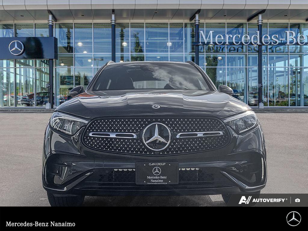 2026 Mercedes-Benz GLC300