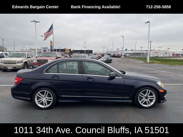 2012 Mercedes-Benz C-Class's photo