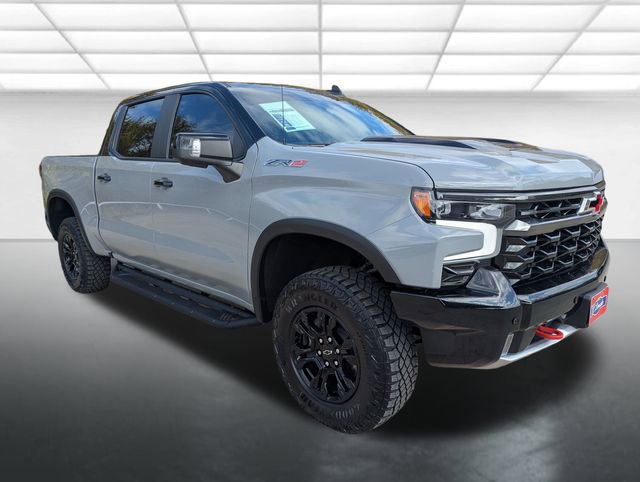2025 Chevrolet Silverado 1500 ZR2's photo