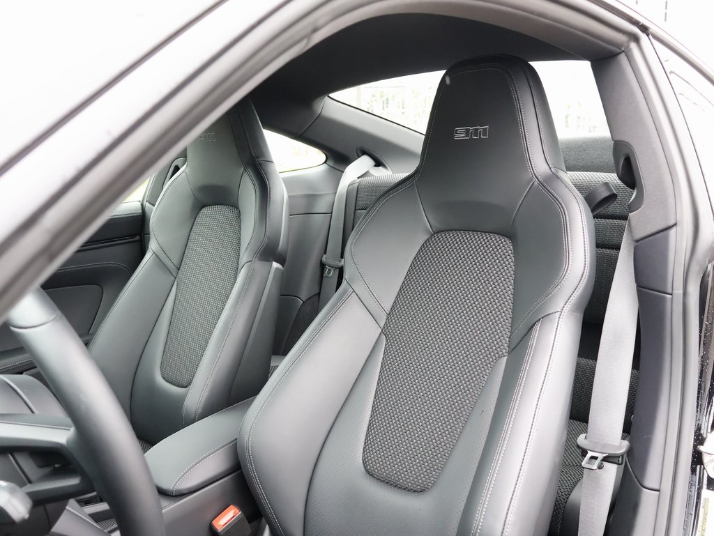 2024 Porsche 911 T photo 5