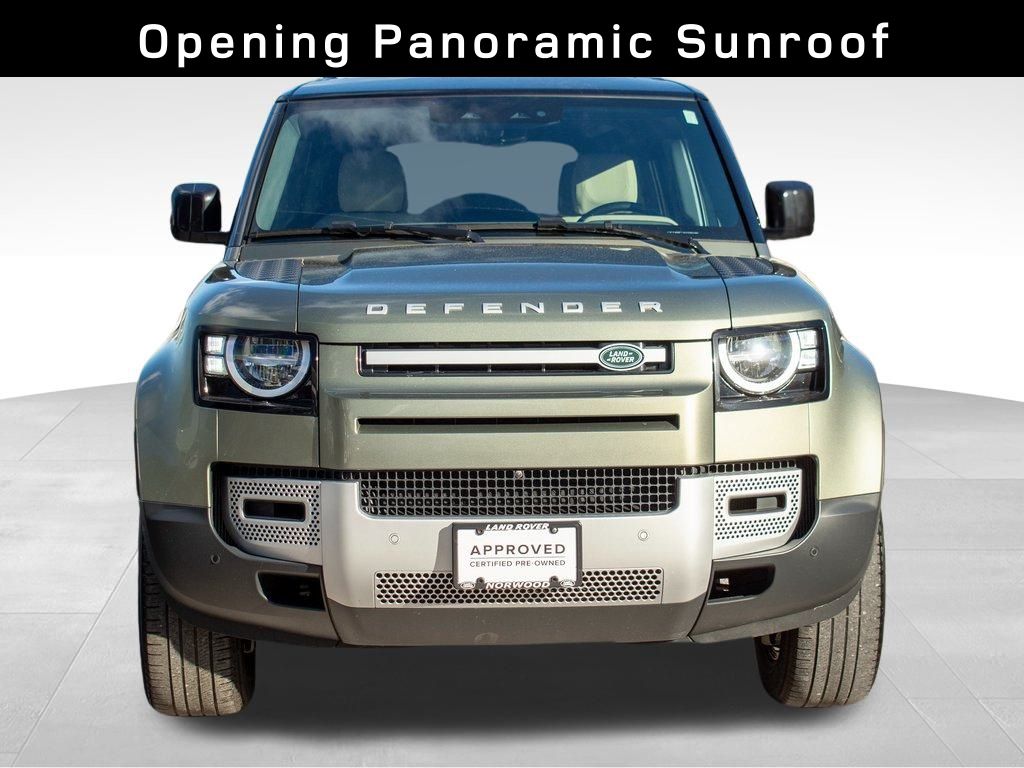 2023 Land Rover Defender 110 S photo 2