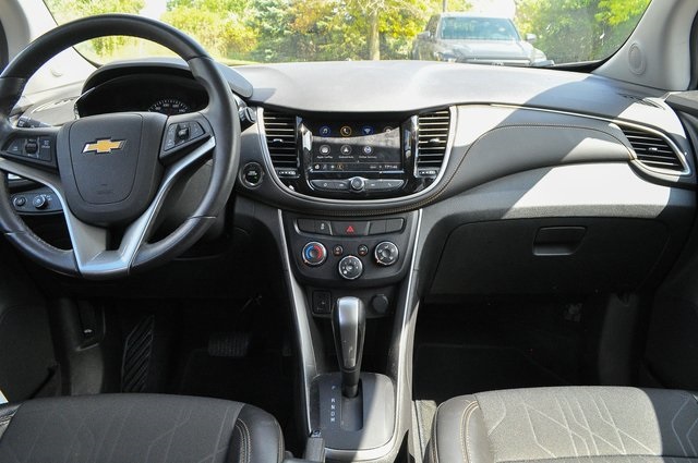 2020 Chevrolet Trax LT photo 16