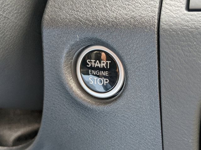 2025 Nissan Frontier SV photo 24