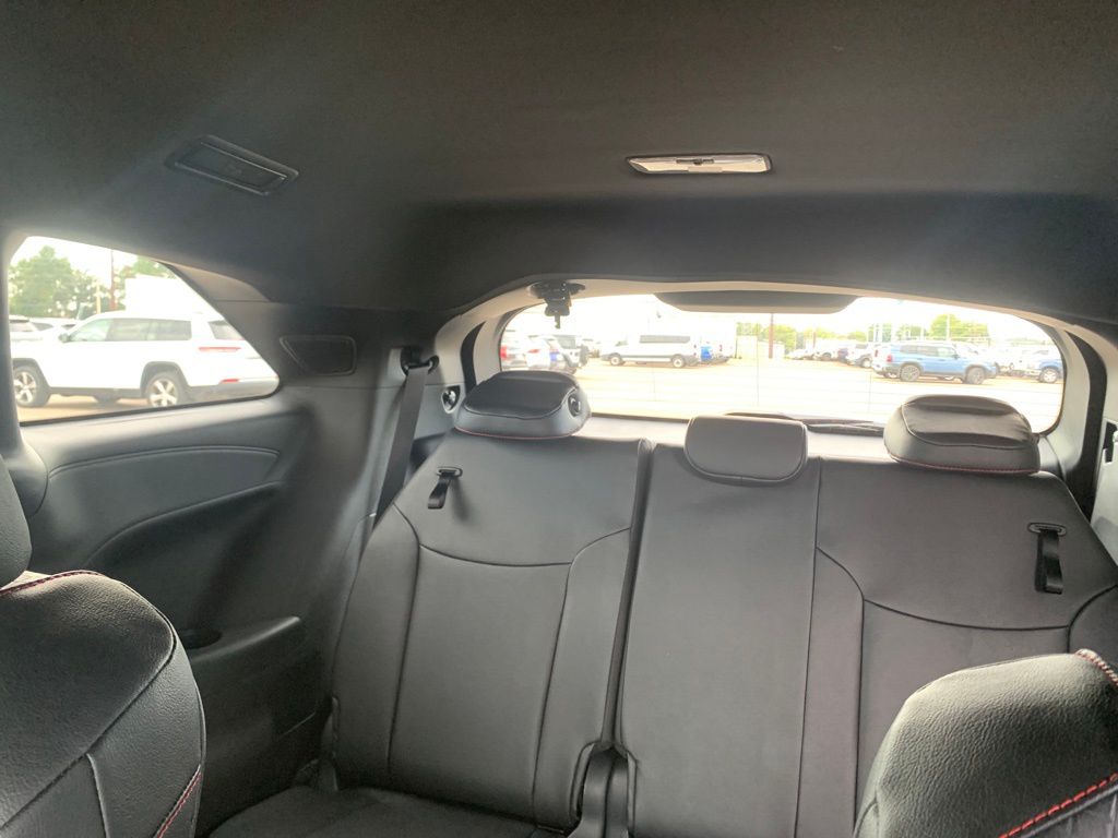 2025 Toyota Sienna XSE photo 22